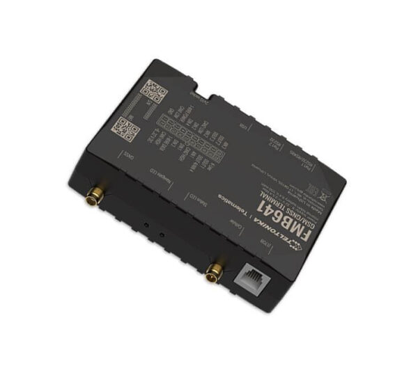 Teltonika FMB641 может получать питание через USB для упрощения процесса настройки